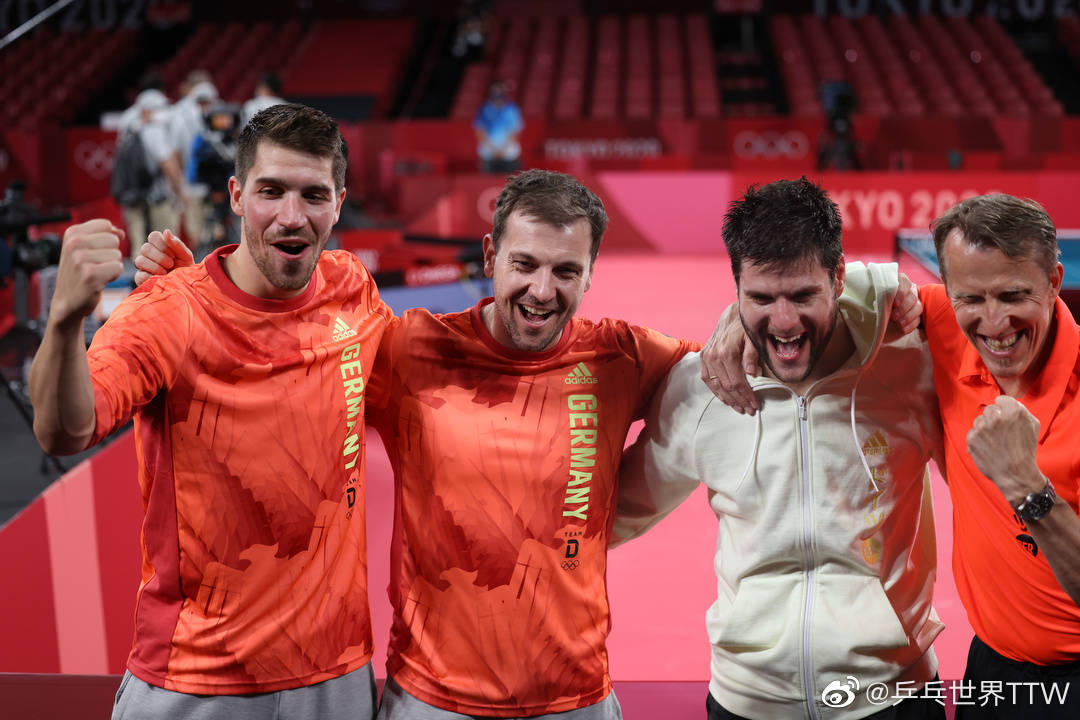 爱游戏在线-英格兰队险胜日本队，马龙统治全场