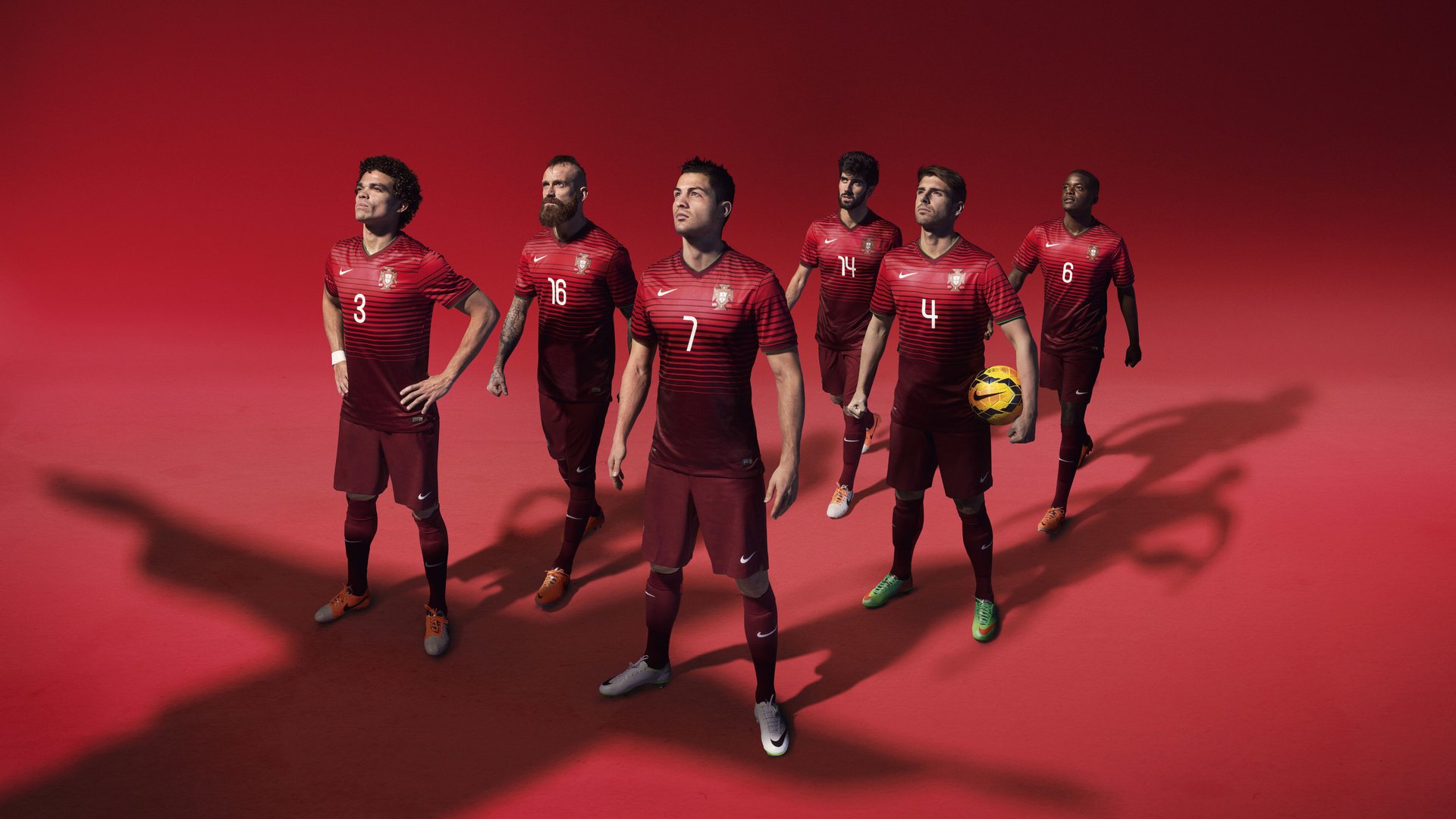 ayx世界杯2026-沙漠风暴席卷欧陆劲旅—2026世界杯C组阿联酋完胜波兰,哈基米闪耀全场引领攻守转换新浪潮