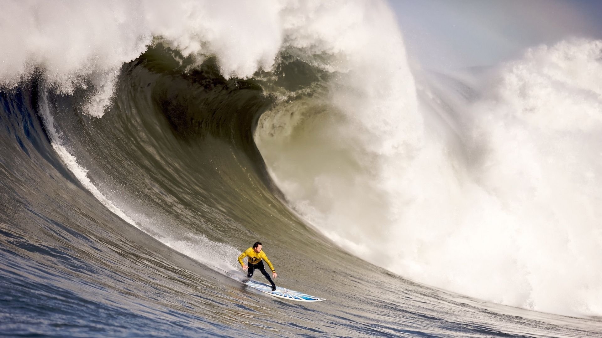 爱游戏体育-铁血战车重现江湖，坎塞洛战术支点发威，德国队力克加纳锁定D组出线